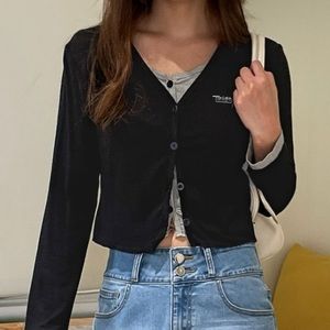 DAZY Letter Graphic Button Up Crop Top Black Gray Small